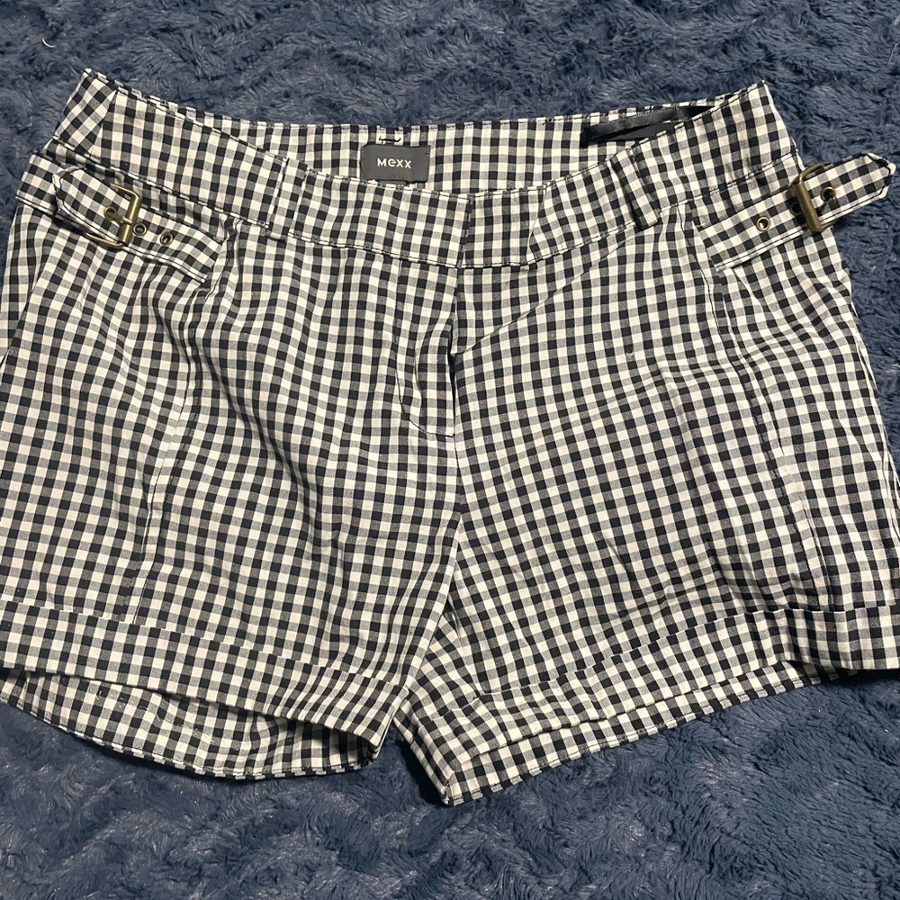 NWOT Mexx checkered shorts size 36